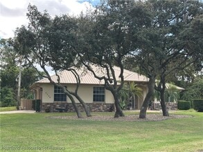 Building Photo - 4536 Darnell Dr