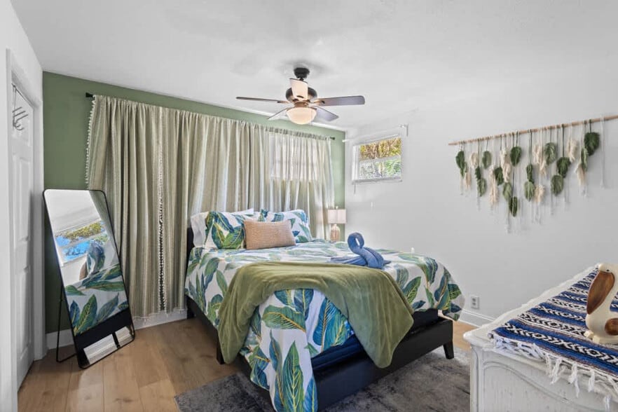 Building Photo - 311 16th Ave