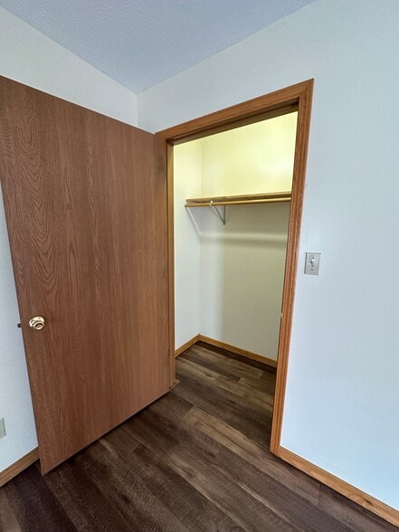 Building Photo - 350 N 100 E