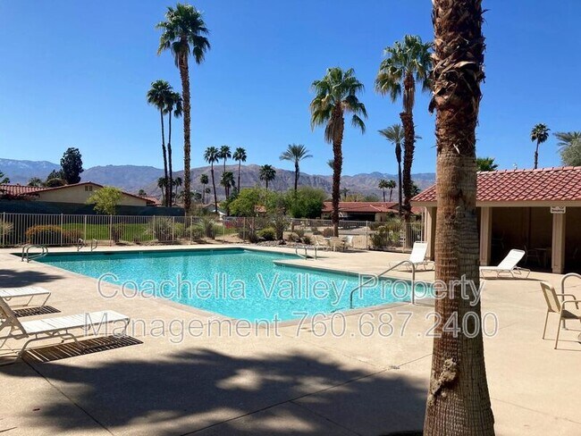 Building Photo - 40120 Sagewood Dr
