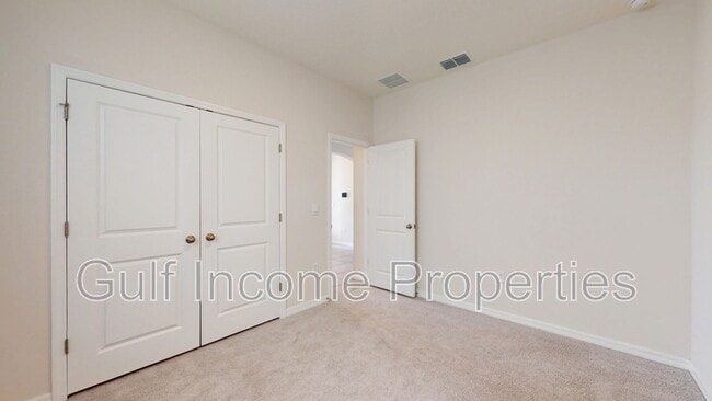 Building Photo - 10508 Chippewa Dr