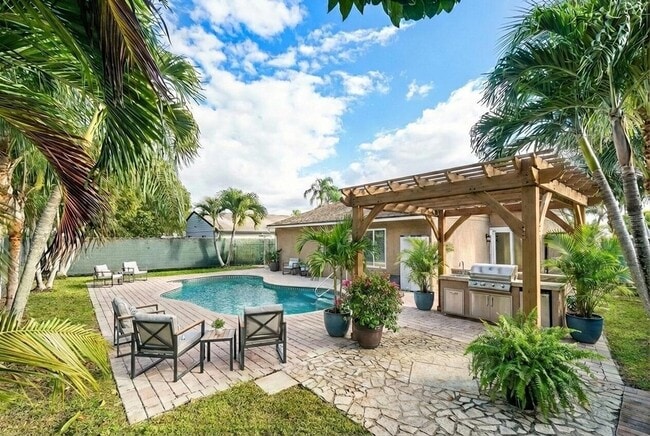 Building Photo - 8411 Garden Gate Pl