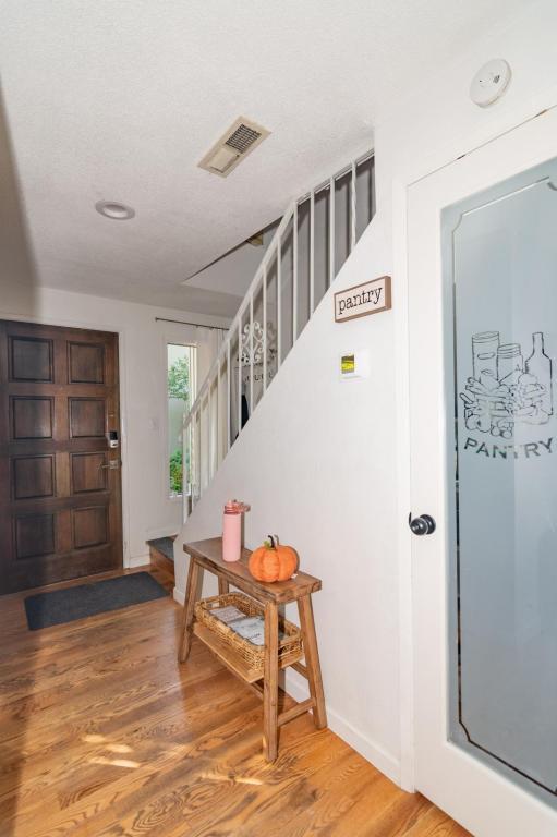 Building Photo - 1309 Maple Leaf Ct