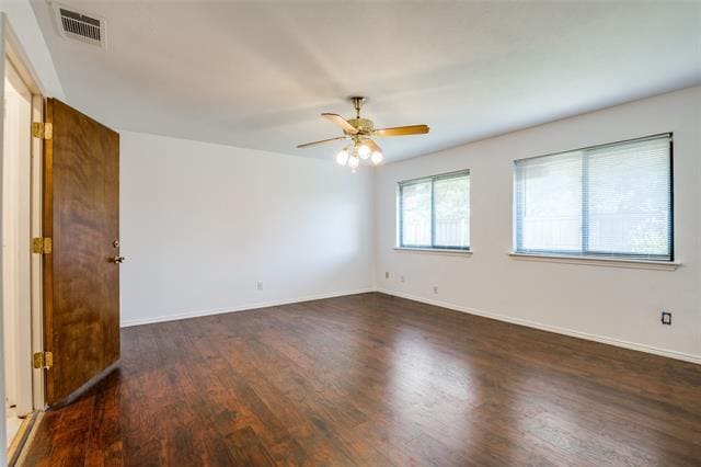 Building Photo - 1701 Midcrest Dr