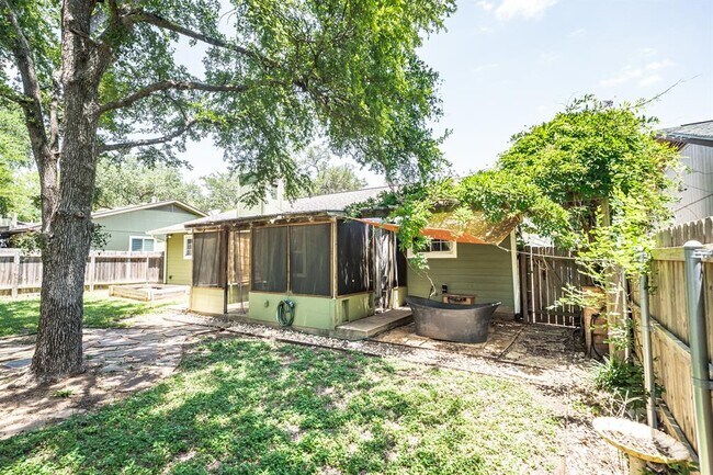 Building Photo - 3611 Cookstown Dr