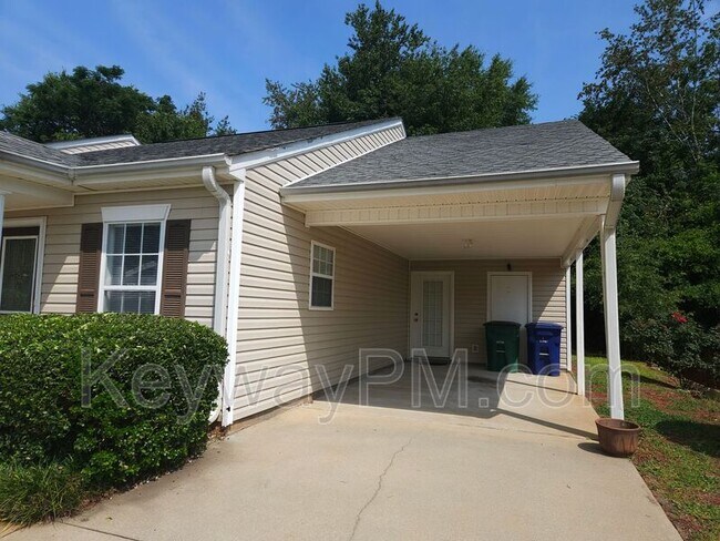 Building Photo - 123 Portofino Ln SW