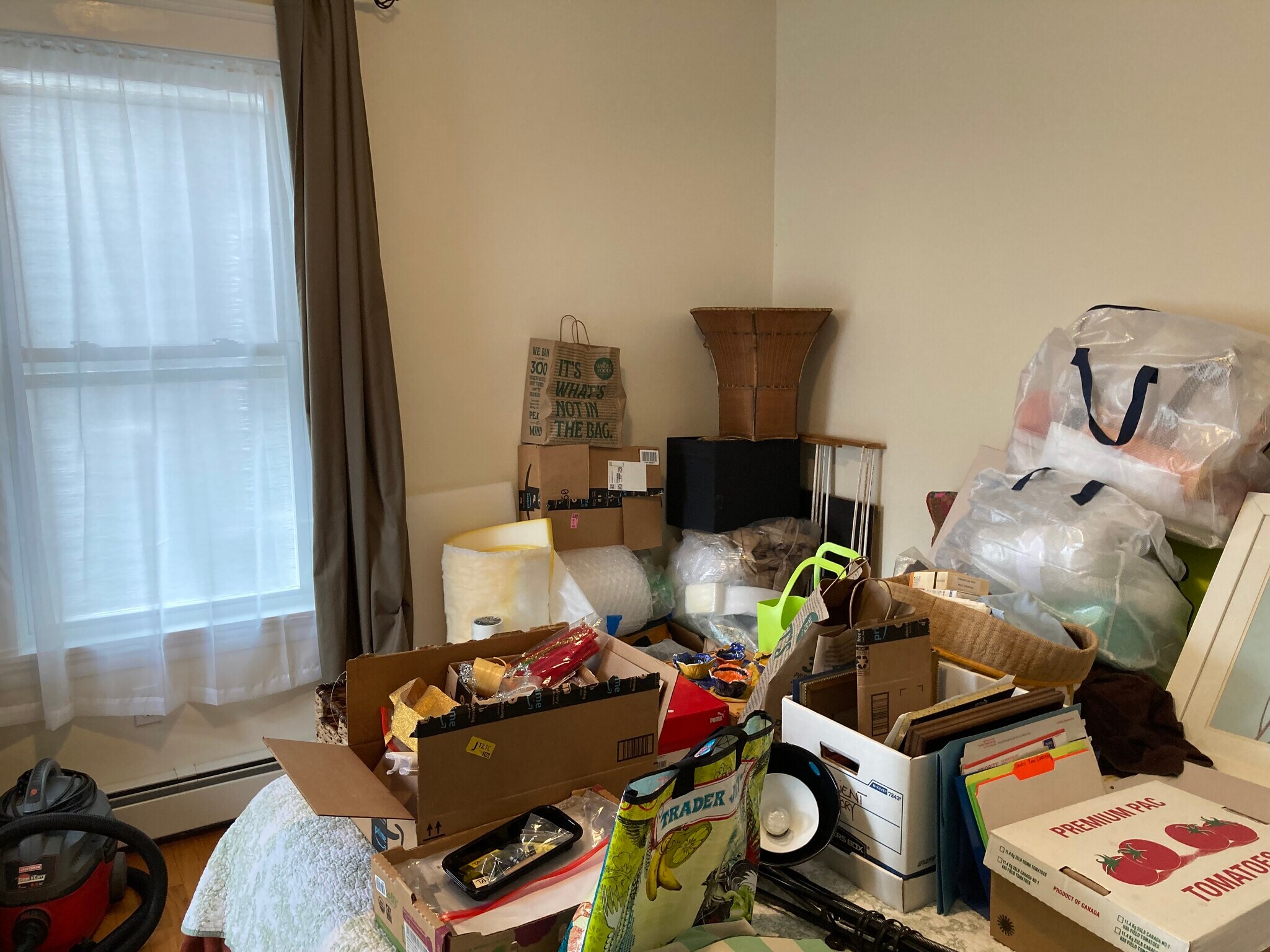 Building Photo - 39 Magnolia Ave