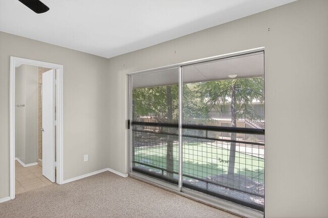 Building Photo - 4616 W Lovers Ln