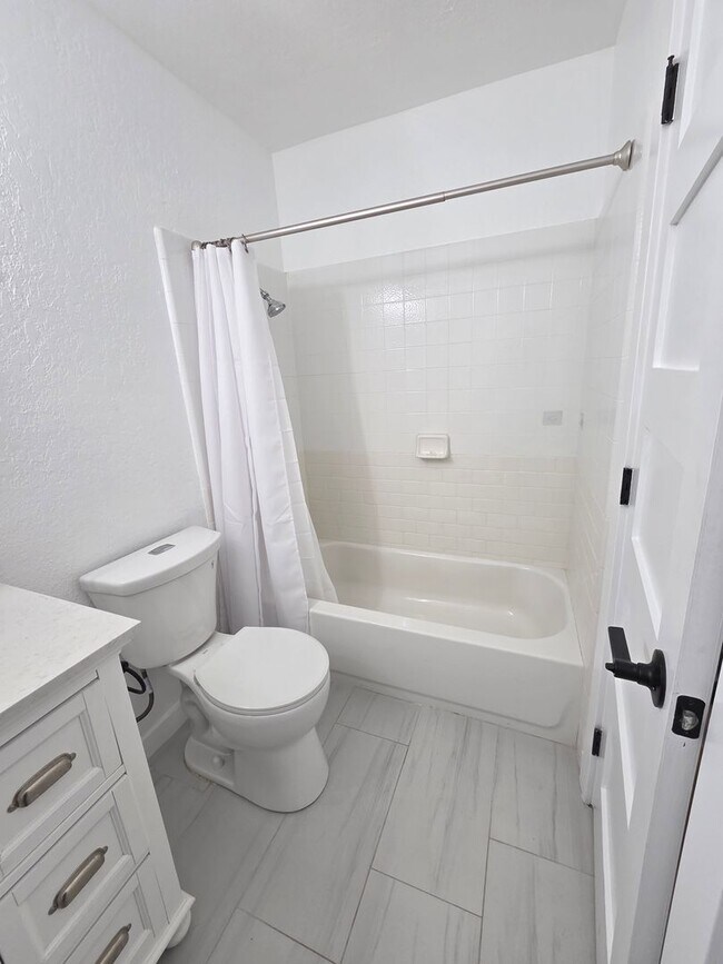 Building Photo - House with many upgraded features