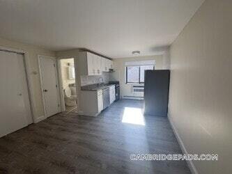 Building Photo - 15 Chester St