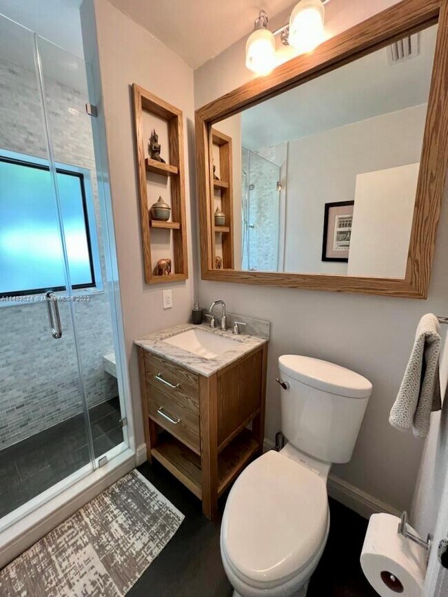 Building Photo - 10770 SW 26th St