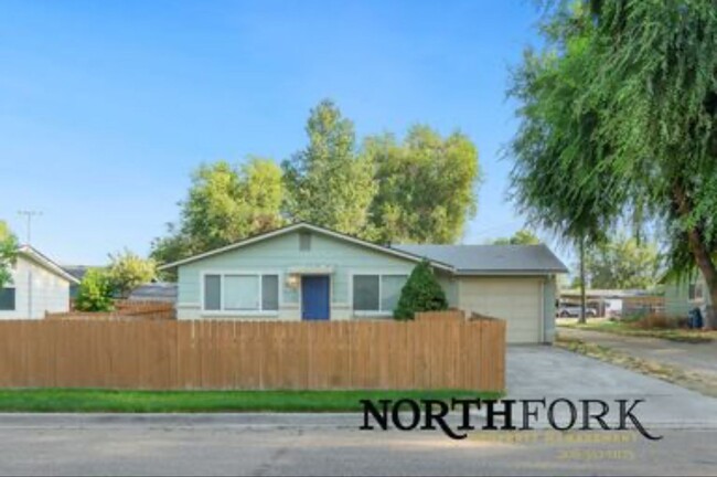 Primary Photo - Spectacular Remodeled Nampa Home