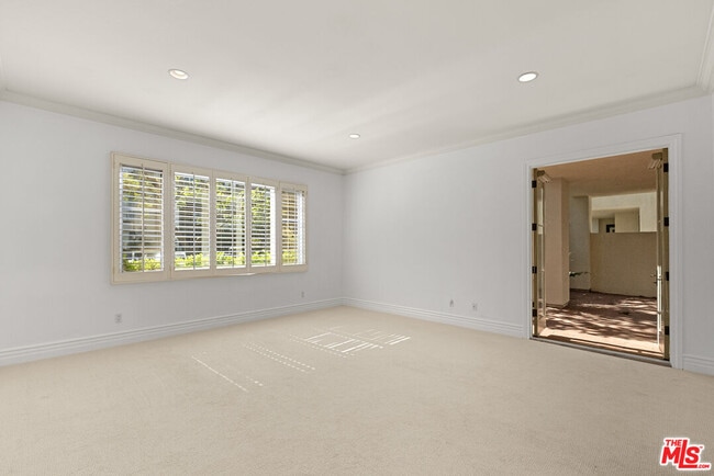 Building Photo - 10100 Empyrean Way