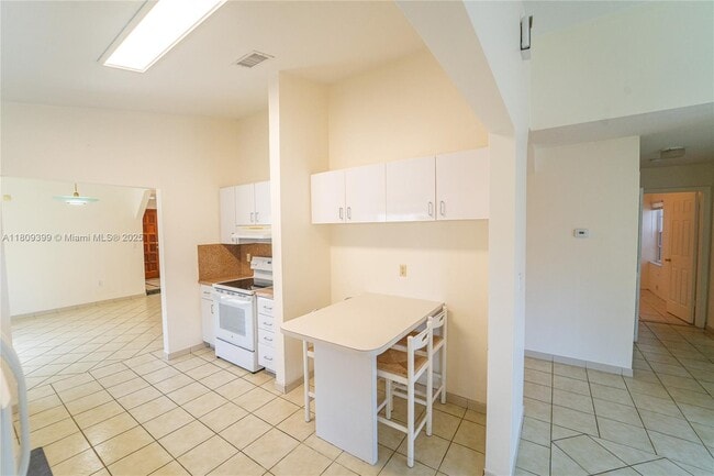Building Photo - 14421 SW 114th St