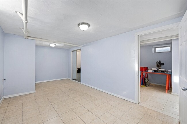 Building Photo - 57-59 Larchwood Rd