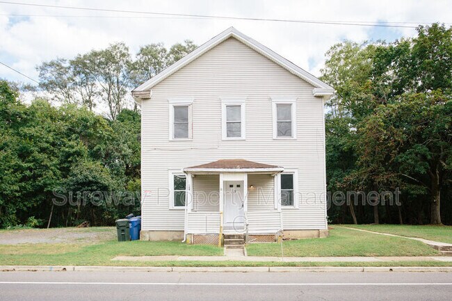 Primary Photo - 614 Main St
