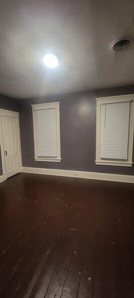 Building Photo - 23 Lexington Ave