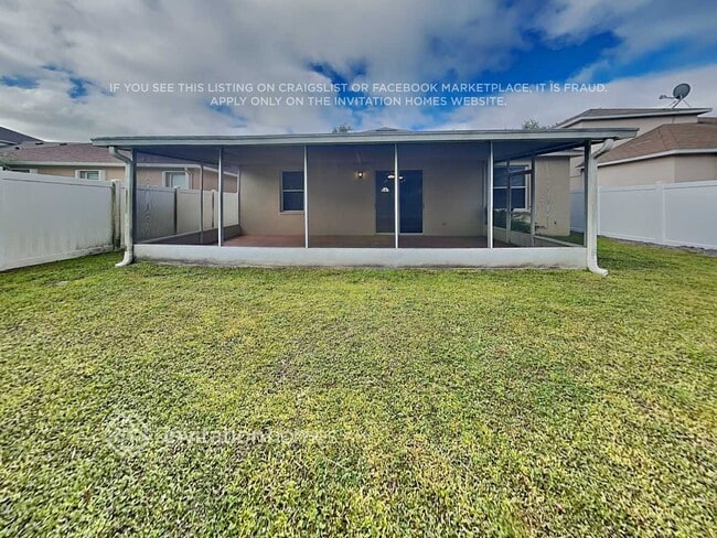 Building Photo - 10332 Goldenbrook Way