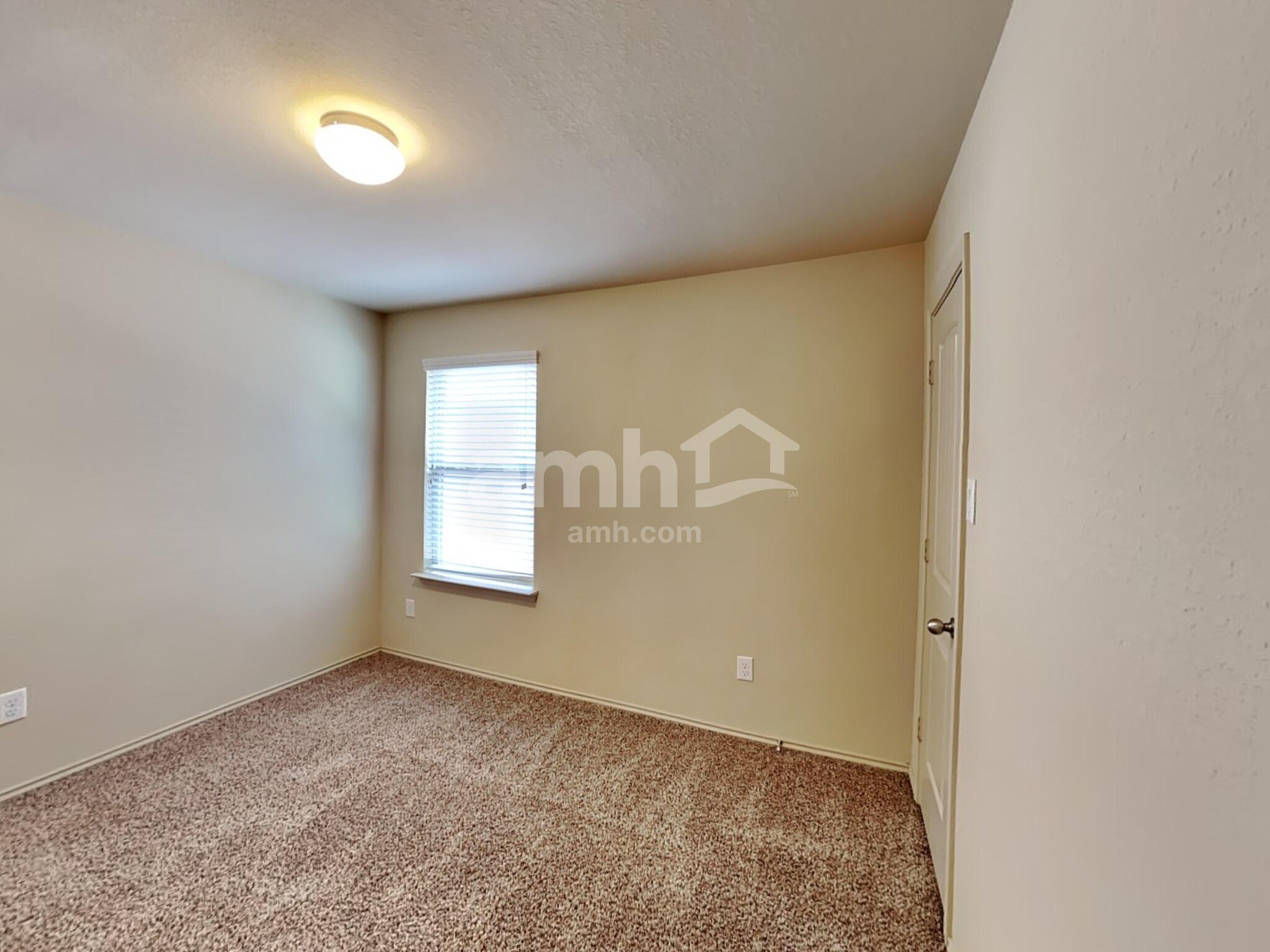 Building Photo - 33217 Wedgewood Dr