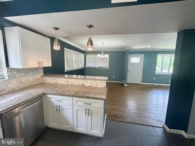 Building Photo - 413 S Wickham Rd