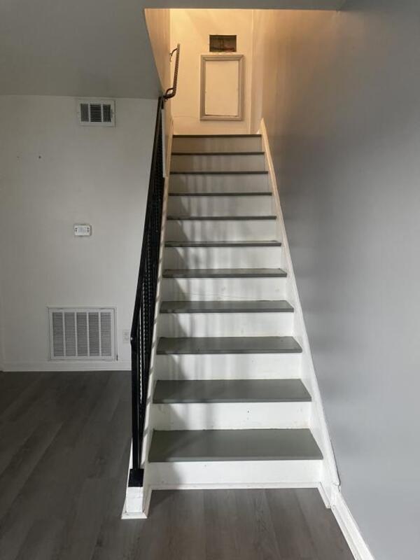 Building Photo - 326 Northland Ave