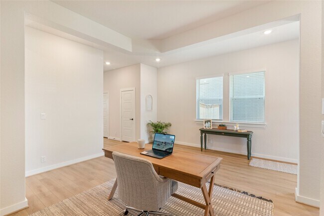Building Photo - 128 Radnor Rd