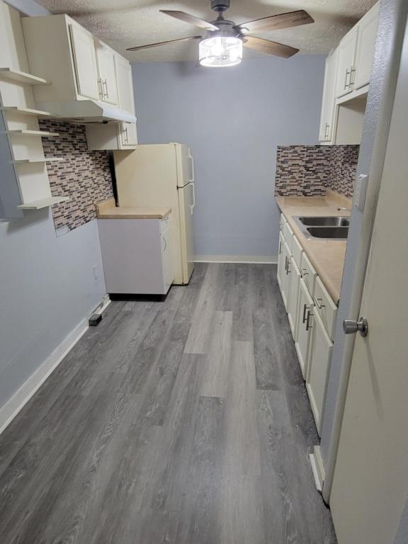 Building Photo - 2101 S Smithville Rd