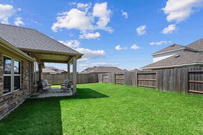 Building Photo - 15726 Rosemary Hl Ln