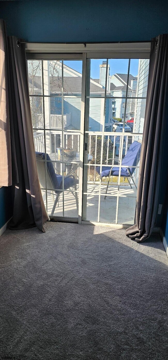 Building Photo - 160 Heather Croft