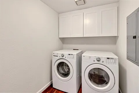 Building Photo - 5007 Crystal Ridge Ct