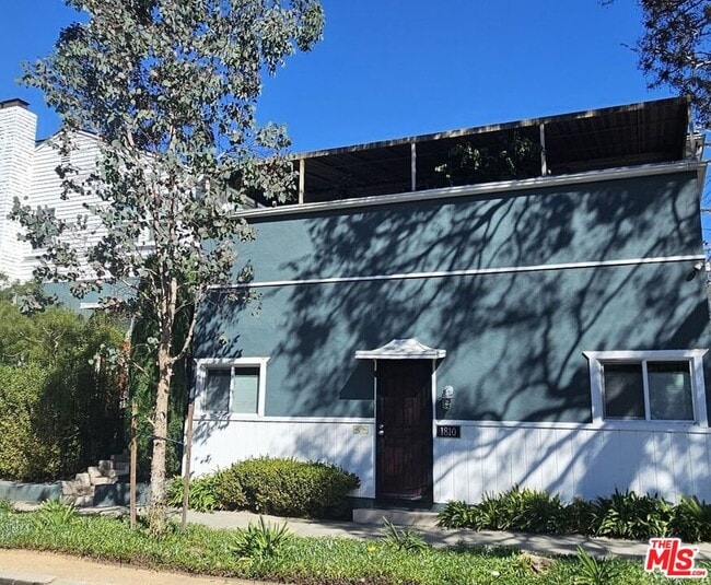 Building Photo - 1810 Westholme Ave