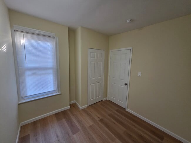 Building Photo - 3540 Mantua Ave