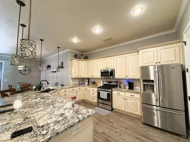 Building Photo - Charming 3-Bedroom, 2-Bath Home in Starkvi...