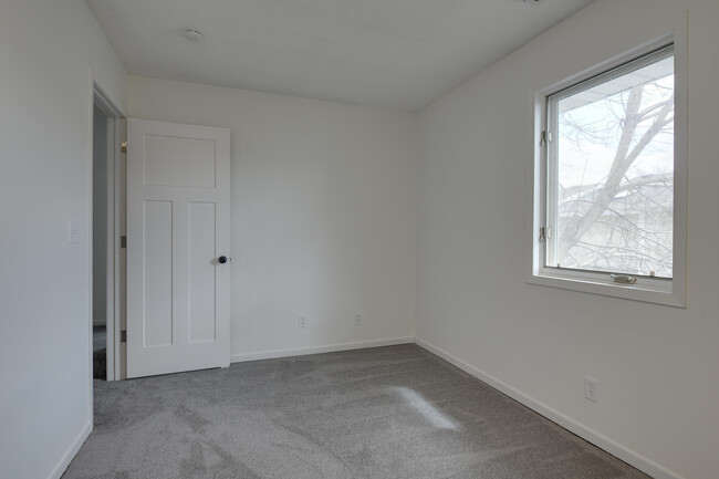 Bedroom 3 - 2042 Pathways Dr