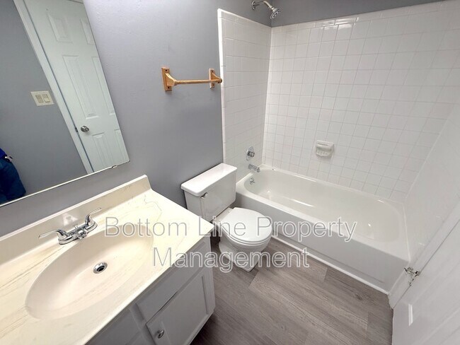 Building Photo - 5206 Amity Springs Dr