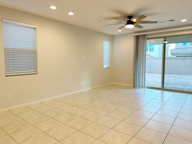 Building Photo - 11585 Salt Creek Ave