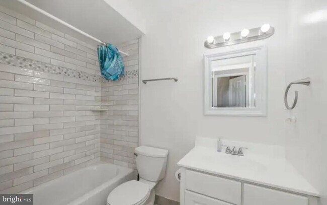 Building Photo - 3919 El Soneta Pl