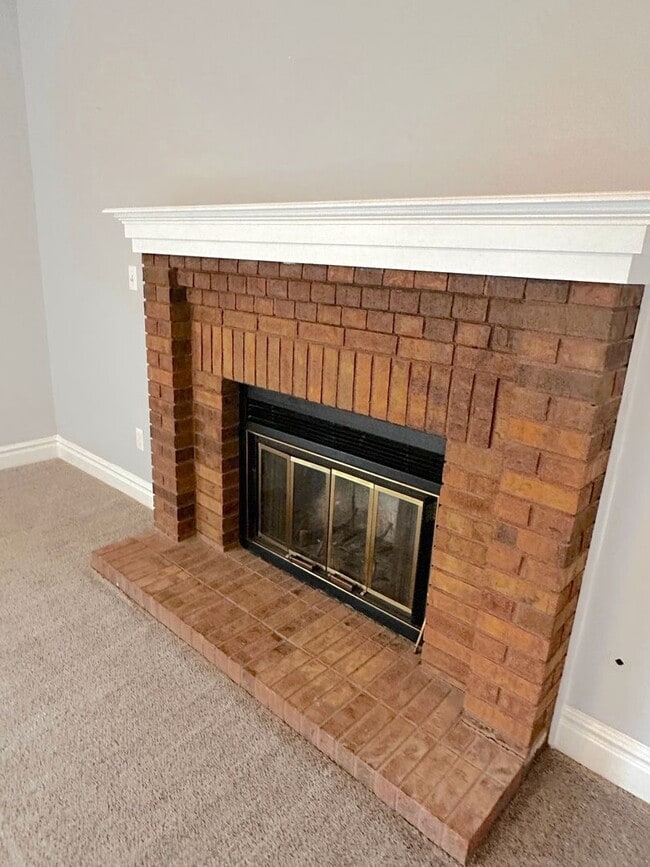 Building Photo - 6430 Amethyst Ct