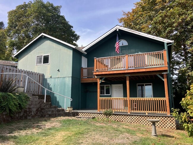 Building Photo - 3096 Deering Dr NW