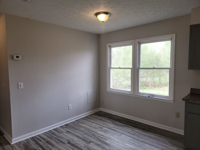 Building Photo - Henry County:  3 bedrooms, 1 Bonus, and 2 baths