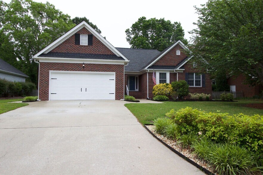 Building Photo - 4407 Treetops Cir