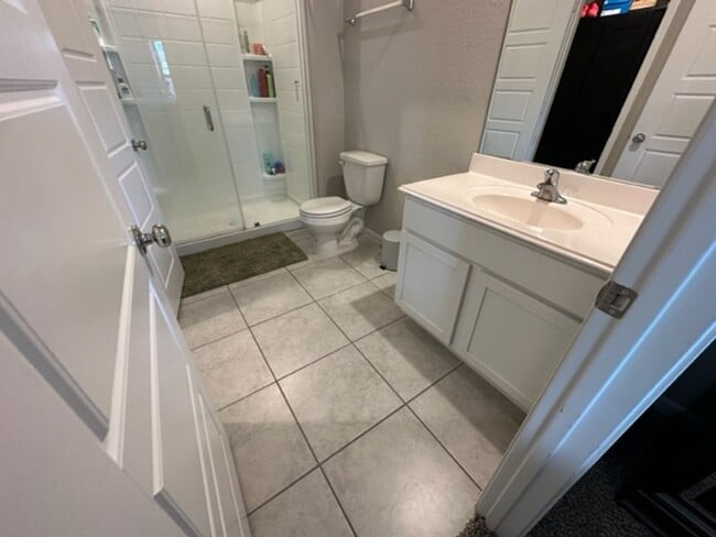 Building Photo - Move in soon! Beautiful  3 bedroom 2 bath near Lackland AFB