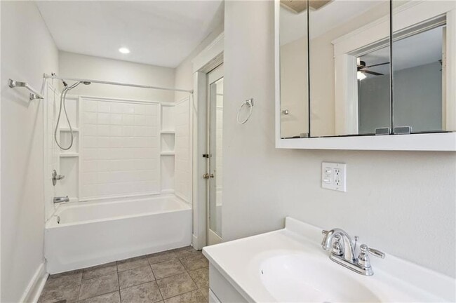 Building Photo - 3808 Napoleon Ave