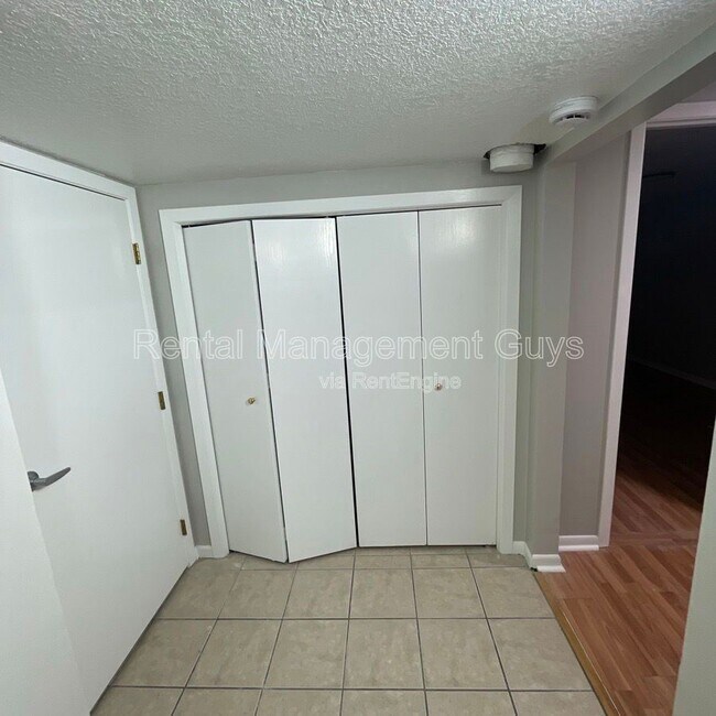 Building Photo - 8229 Halifax Ct N