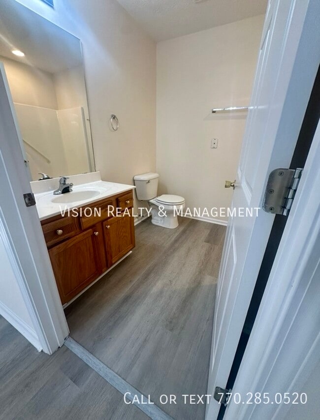 Building Photo - 133 Kaiser St