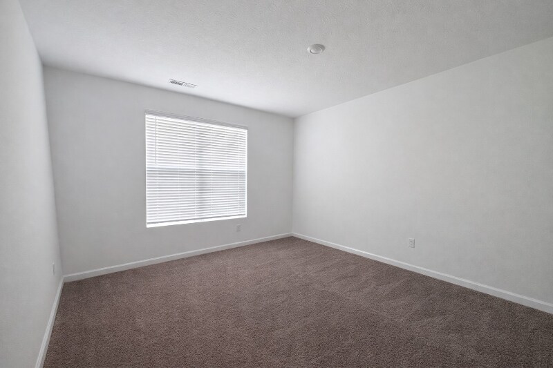 Building Photo - 4640 Topaz Pointe Blvd