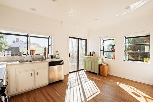 Building Photo - 5166 Packard St