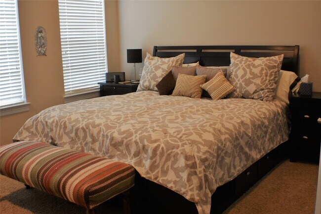 Building Photo - 26 Islewood Blvd