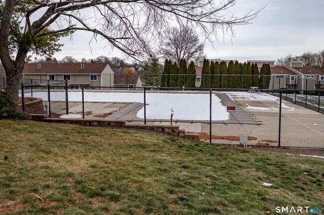 Building Photo - 42 Monticello Dr