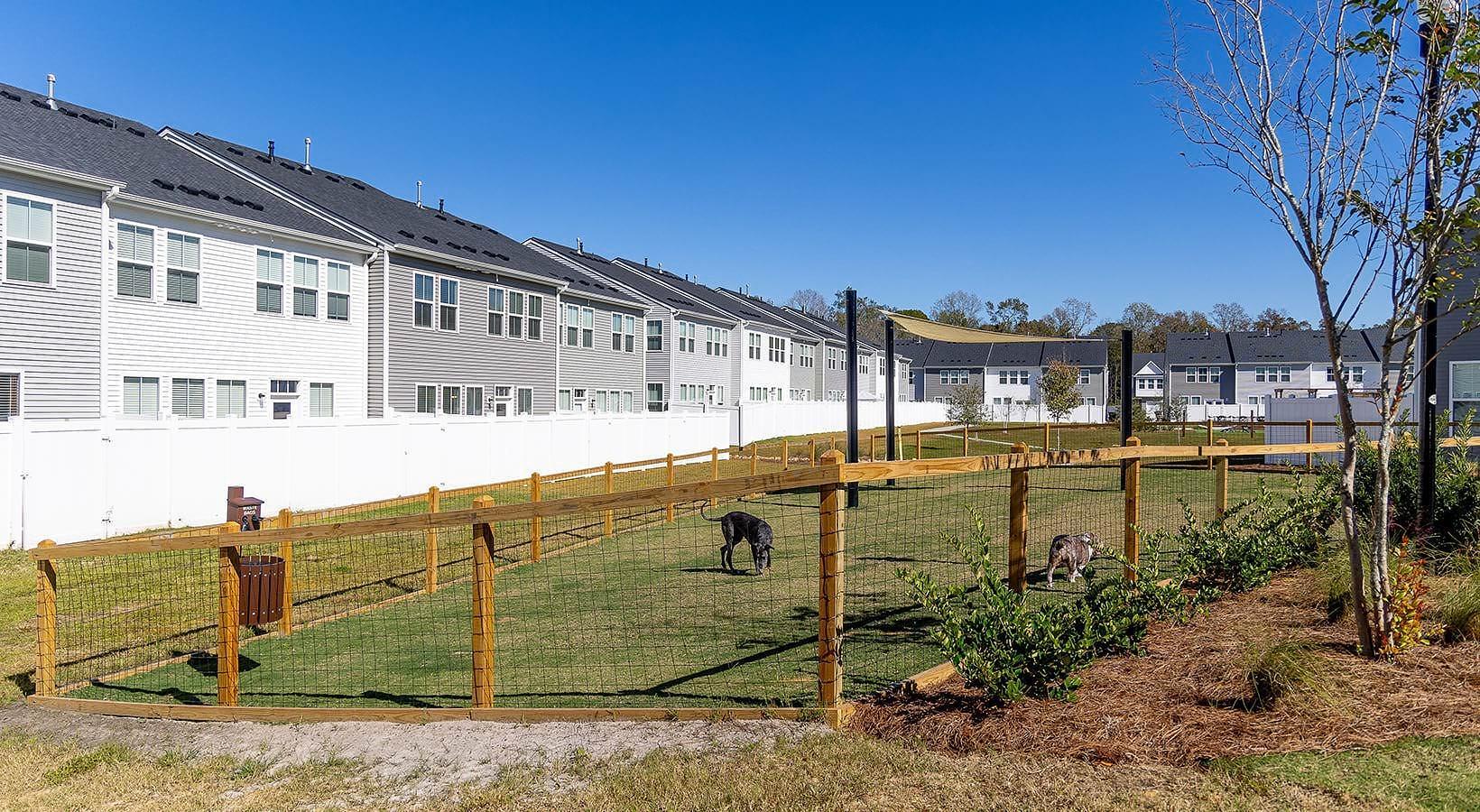 Building Photo - 1060 Orangeburg Rd
